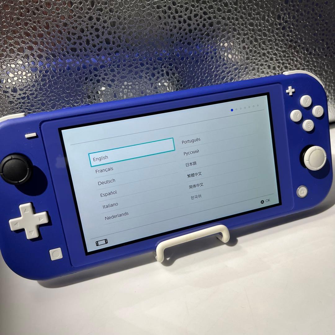 【箱付き・液晶美品】Nintendo Switch Light ブルー 本体