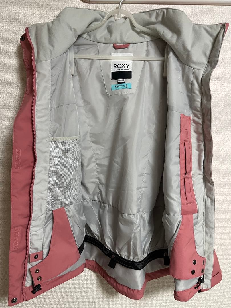 ROXY スノーボードウェア レディース 上下セット（上:ピンク/下:黒）