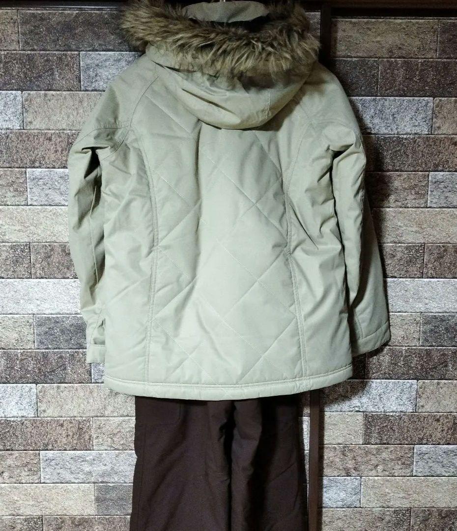 美品　PHENIXスキーウェア　レディス上下　　スキ上下　スノボウェア　ベージュ