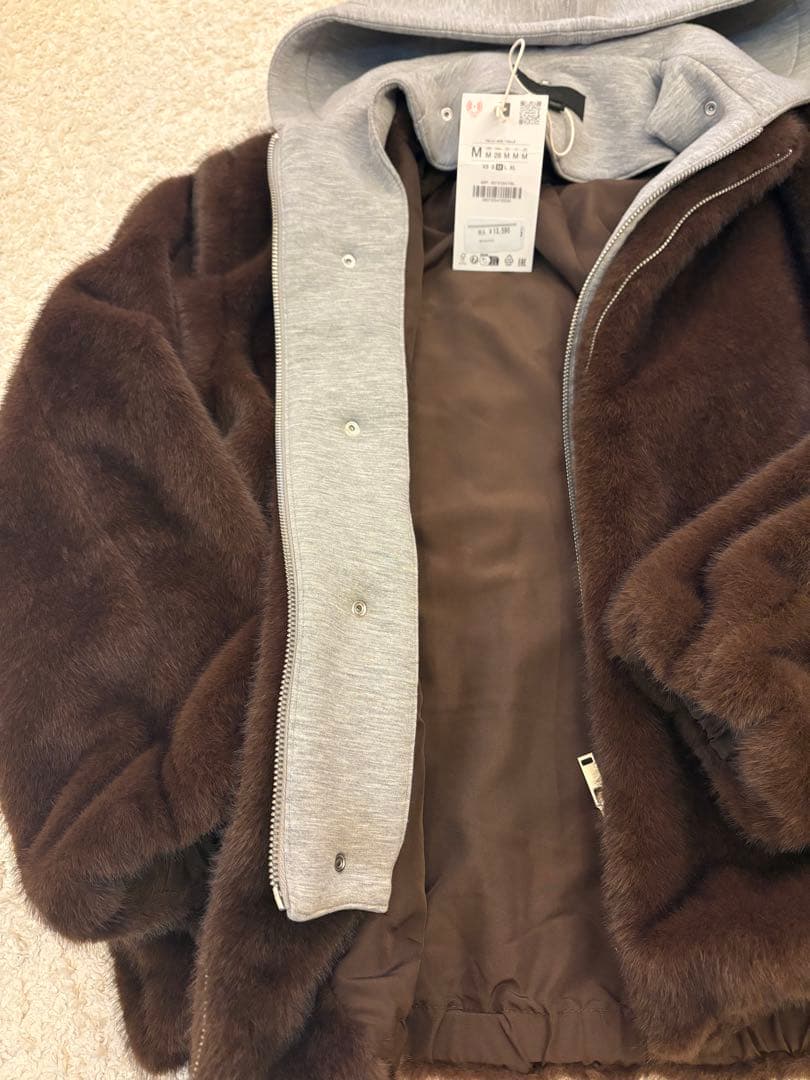 ZARA コントラストフェイクファーフード付きボンバージャケット☆M☆新品未使用