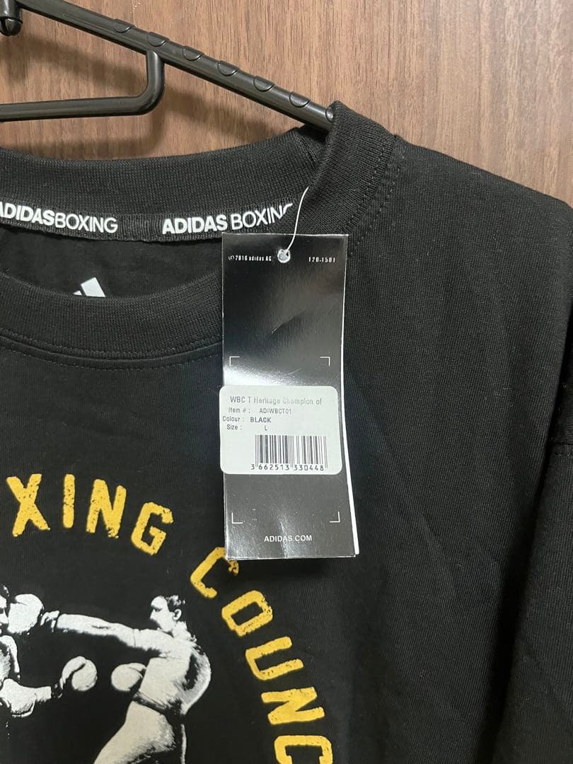 新品ボクシング　トレーニングTシャツ　adidas BOXING ブラック