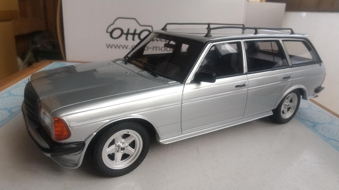 tamo2320　 Mercedes-Benz 280TE 1/18