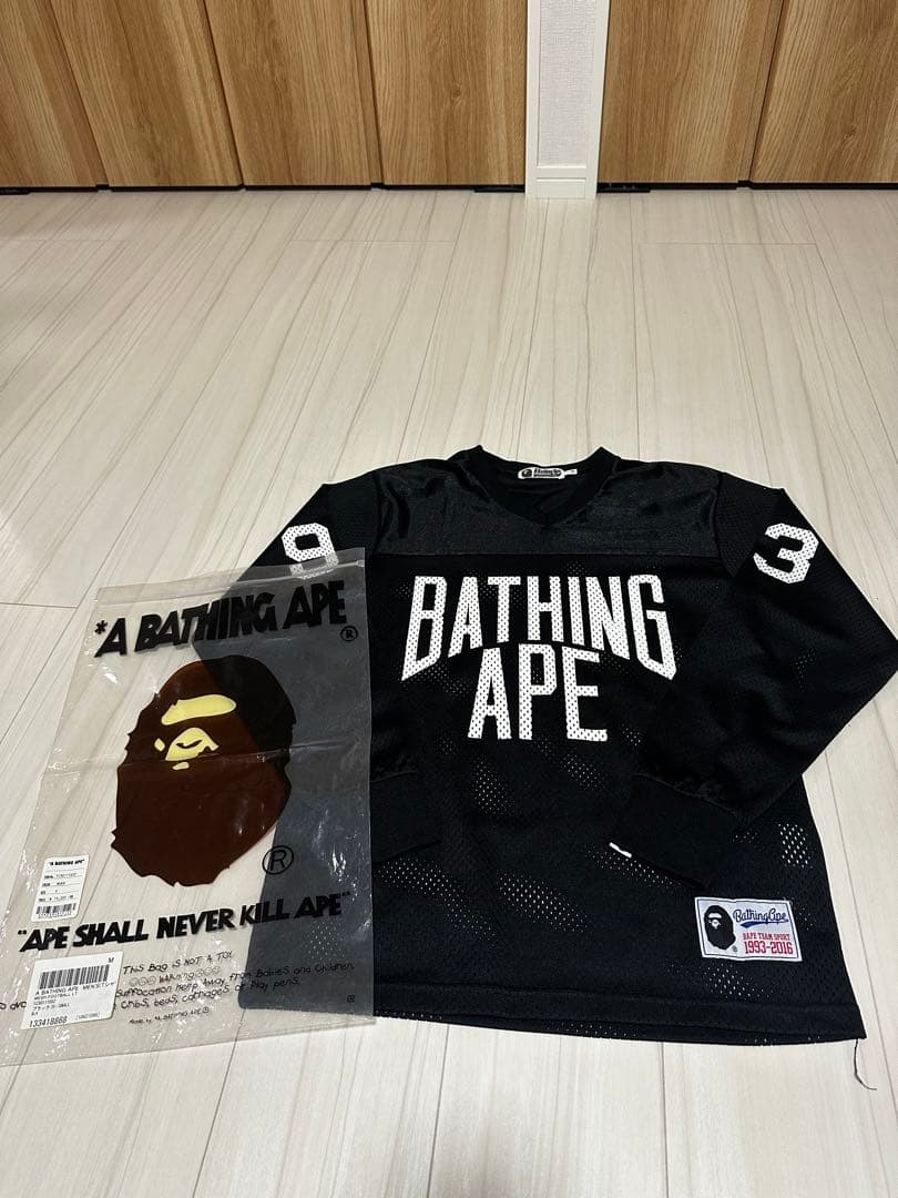 A BATHING APE フットボールシャツ
