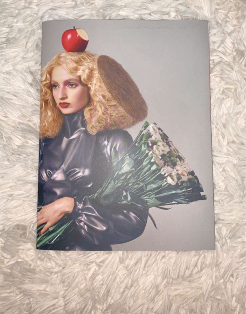 吉田ユニ　サイン入り作品集