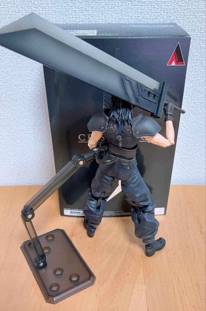 ザックス プレイアーツ改 FF7 フィギュア