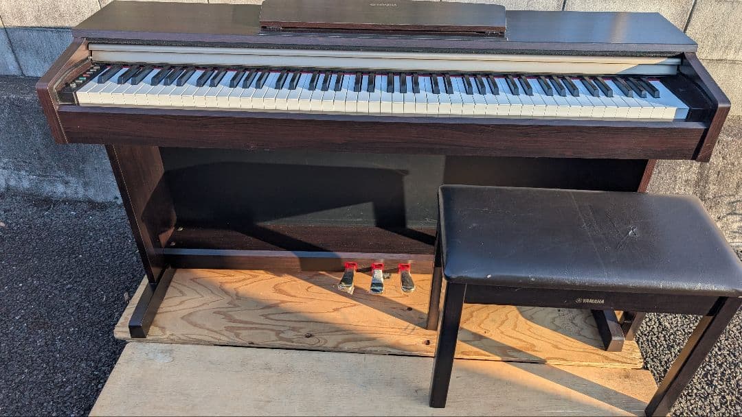 送料込み YAMAHA ARIUS 電子ピアノ YDP-151R 06年製 美品