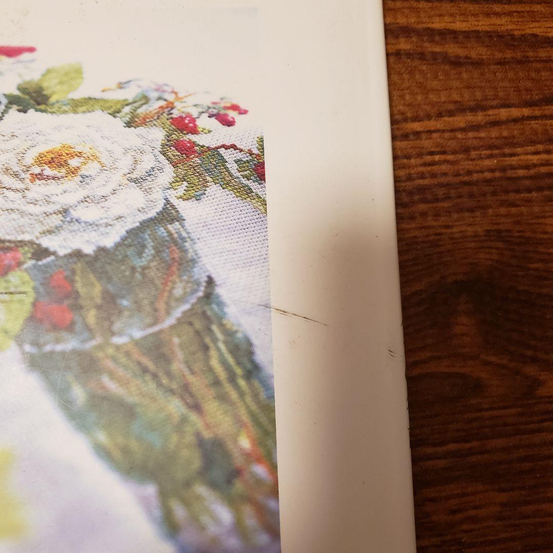 バラの名前 : 水彩画家橋本不二子の世界をクロスステッチに