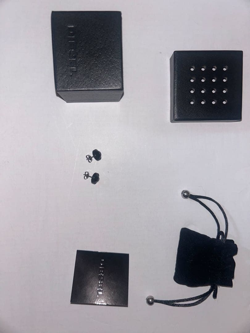 DIESEL ブラックスタッドピアス