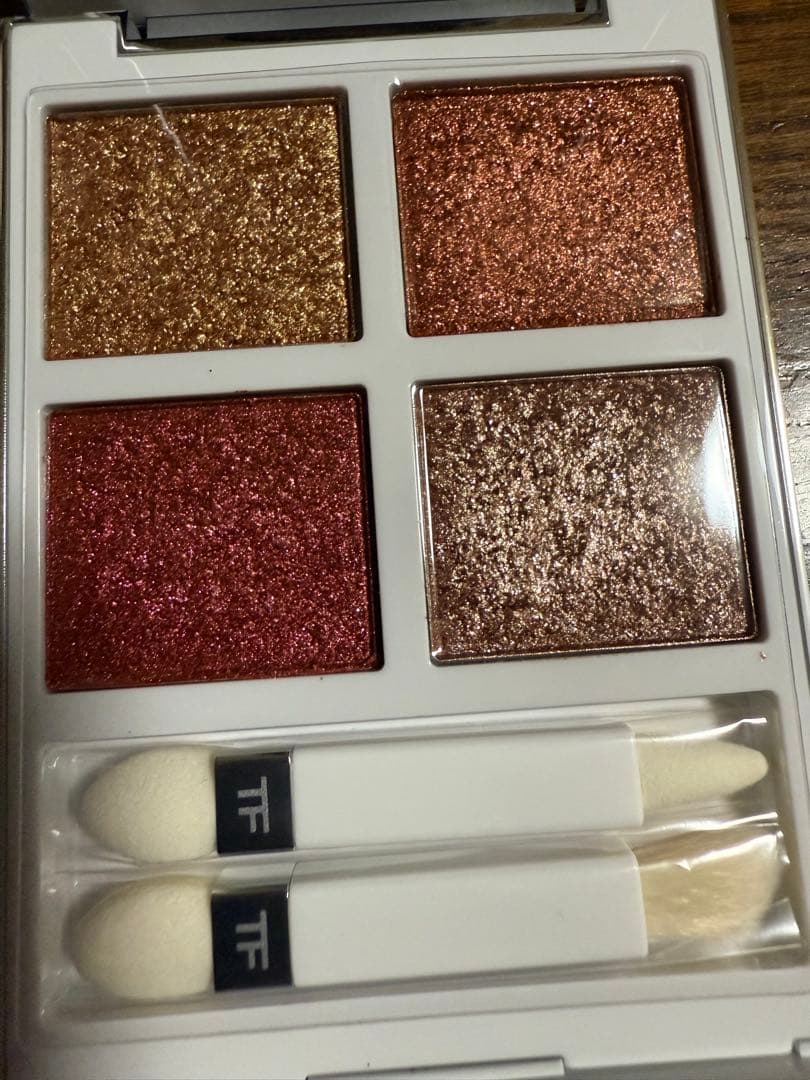 【限定品】トムフォード　アイカラー クォード エクストリームX2 ラバラスター