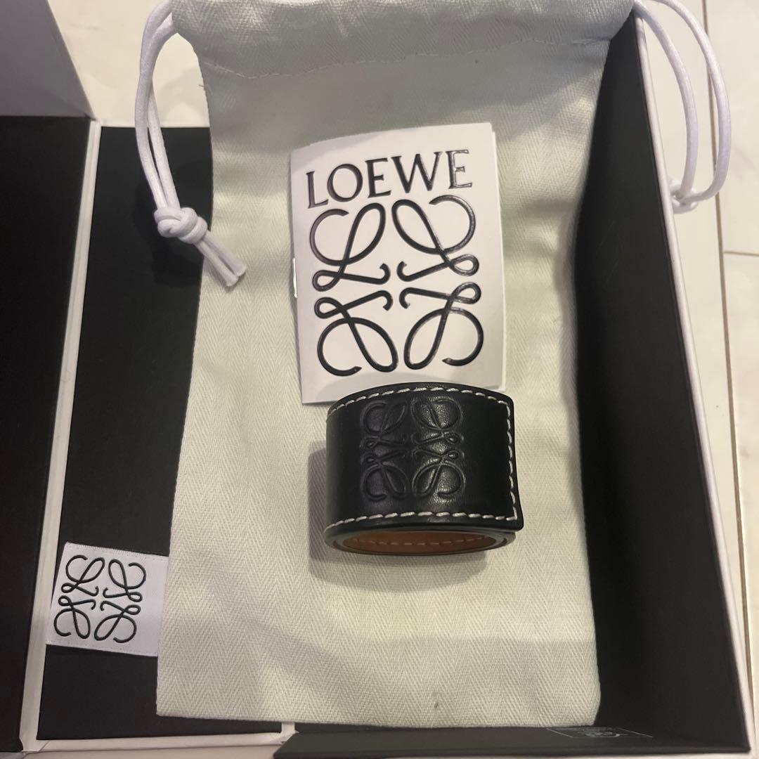LOEWE ブラックレザーバングル 保存袋付き
