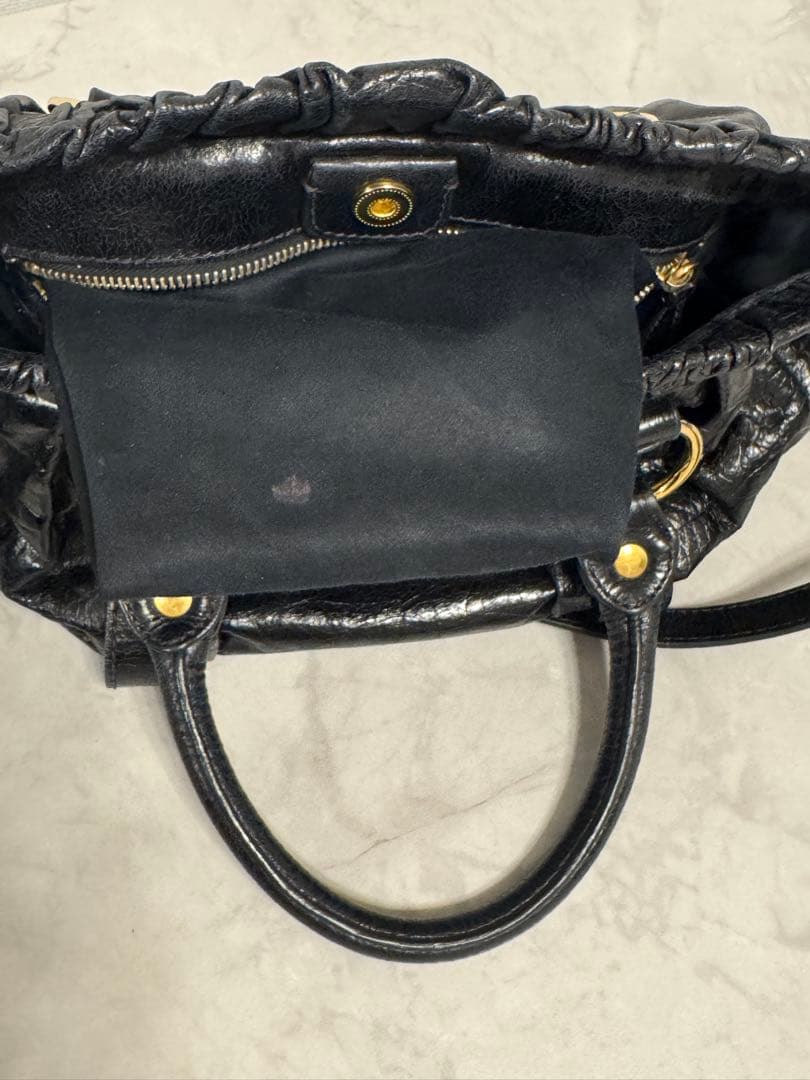 中古　MIU MIU（ミュウミュウ）　レザーハンドバッグ×