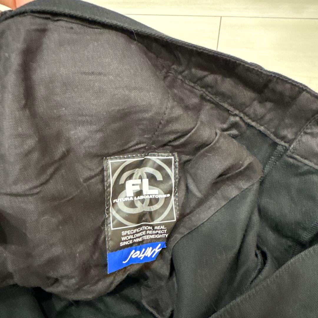 フューチュラ×ステューシーコラボ 黒 チノパン