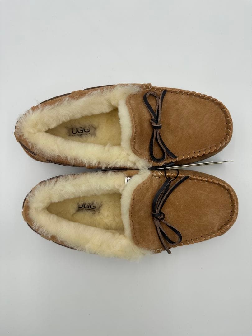 UGG ベージュ モカシン防水　23.5cm
