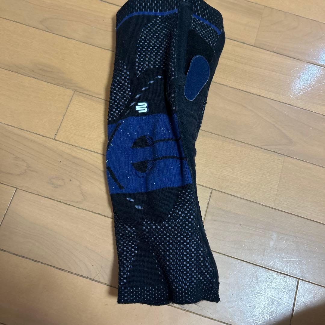 バウアーファインド　膝用サポーター ゲニュtrain P3 1