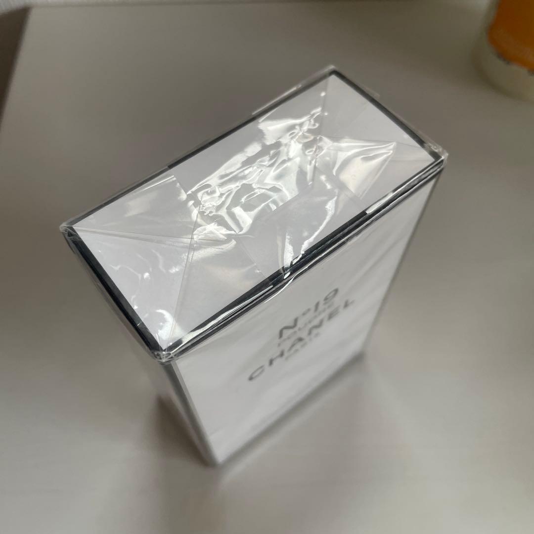 シャネル N°19 100ml オーデパルファム プードレ