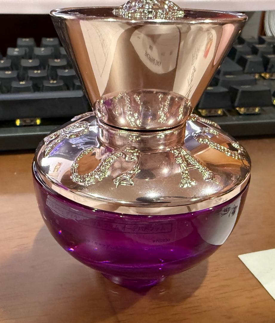 香水(ユニセックス) Versace Dylan Purple 50ml Eau de Parfum