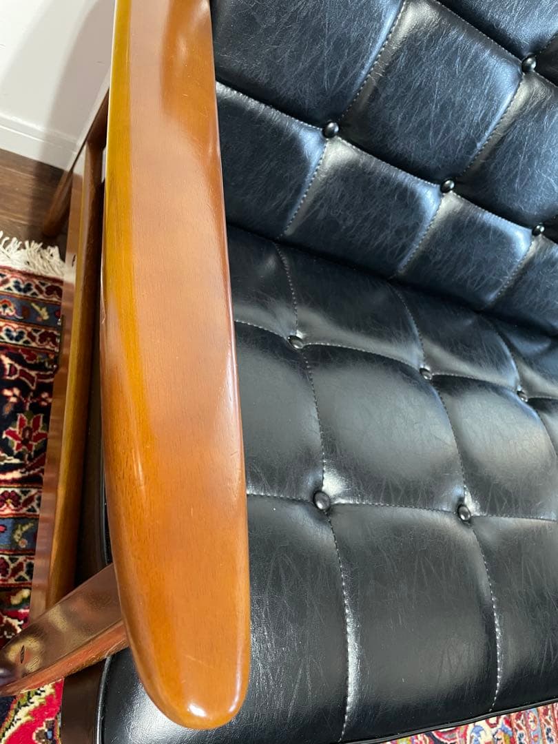 カリモク60 Kチェア2シータースタンダードブラック