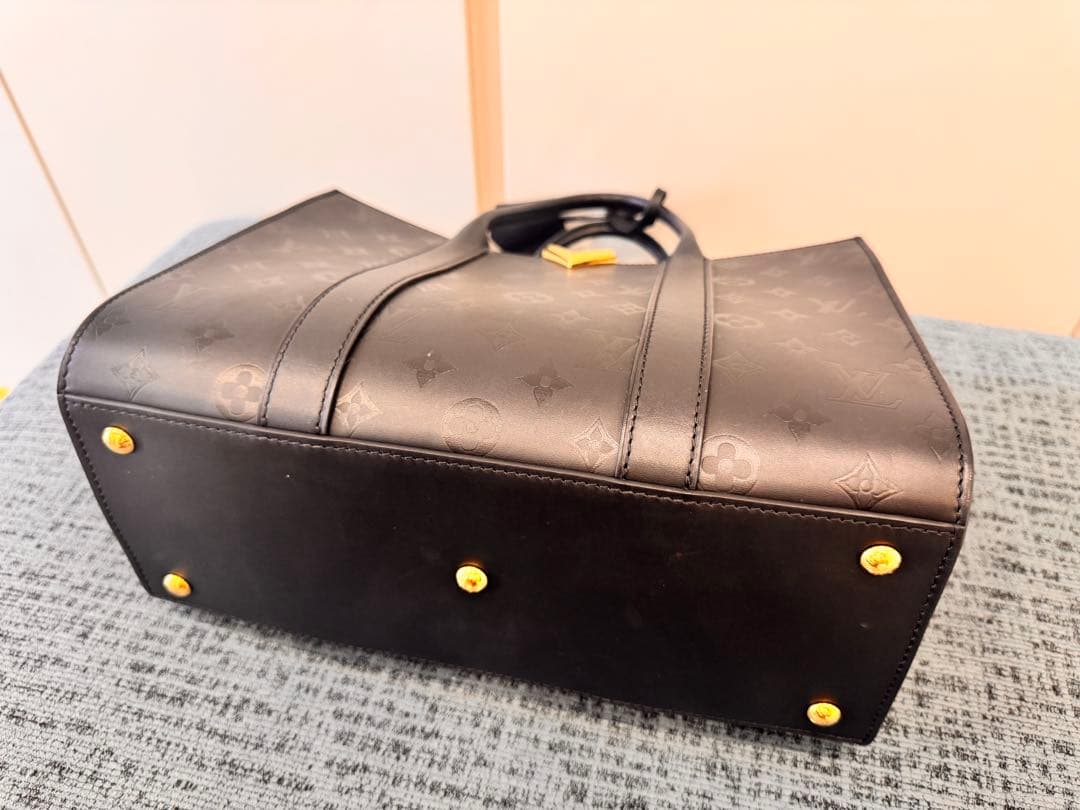 のり【正規品】Louis Vuitton ヴェリートート　ブラック