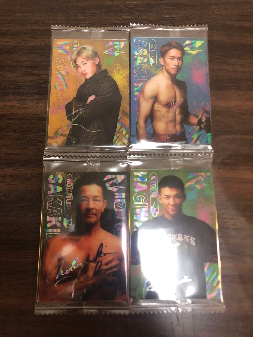 RIZINウエハース 1箱 レアカード4枚 シークレット