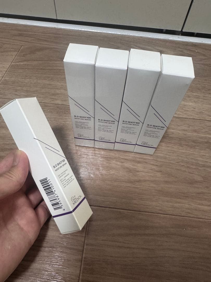 B.D SHOT100 Moisture Serum 5本セット