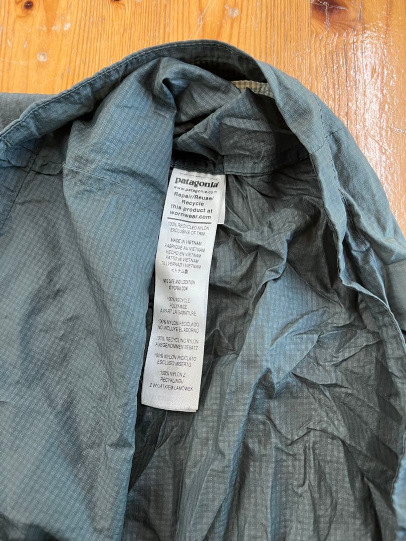 patagonia フーディニジャケット　Mサイズ