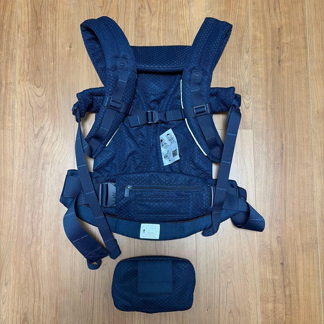 【中古美品】ergobaby Omni Deluxe 抱っこ紐　ネイビー