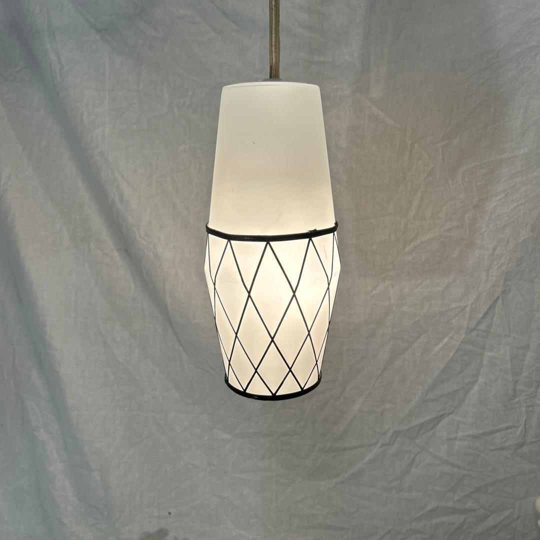 天井照明　和モダン　乳白ガラス　昭和レトロ　ガラス　ペンダントライト　温泉旅館