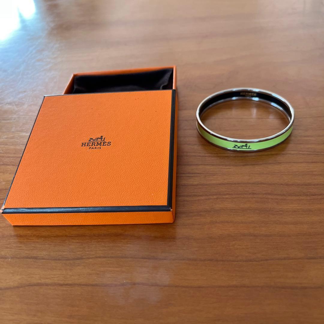 HERMES シルバー・グリーン バングル