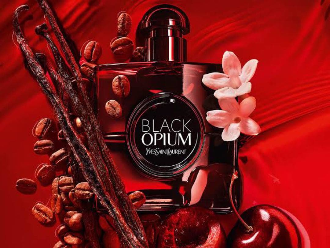 香水(女性用) Yves Saint Laurent Black Opium over red
