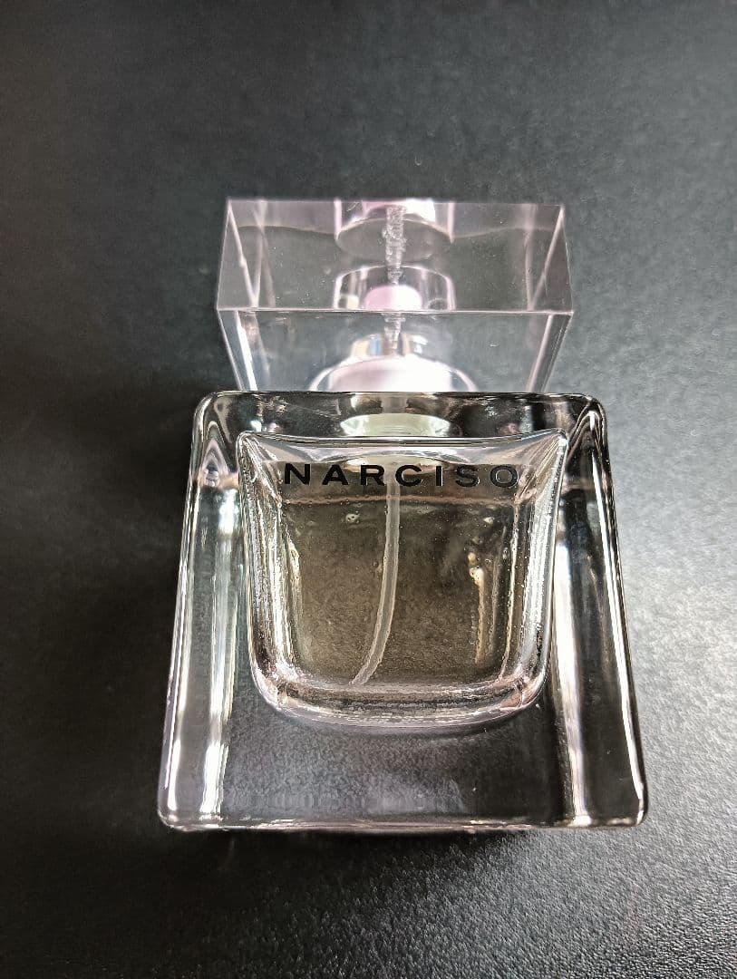 新　NARCISO ロドリゲスラディアンテオード パルファム　30ml ９割