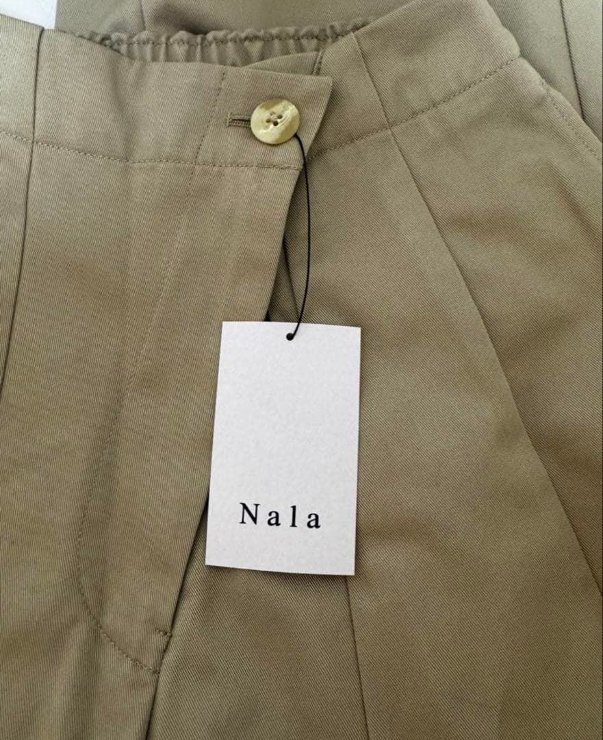 【新品】Nala コクーンチノパンツ　ベージュ　S