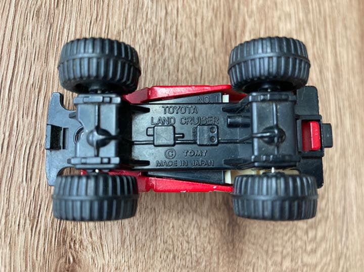 トミカ ランドクルーザー ビッグフット I LOVE NATURE