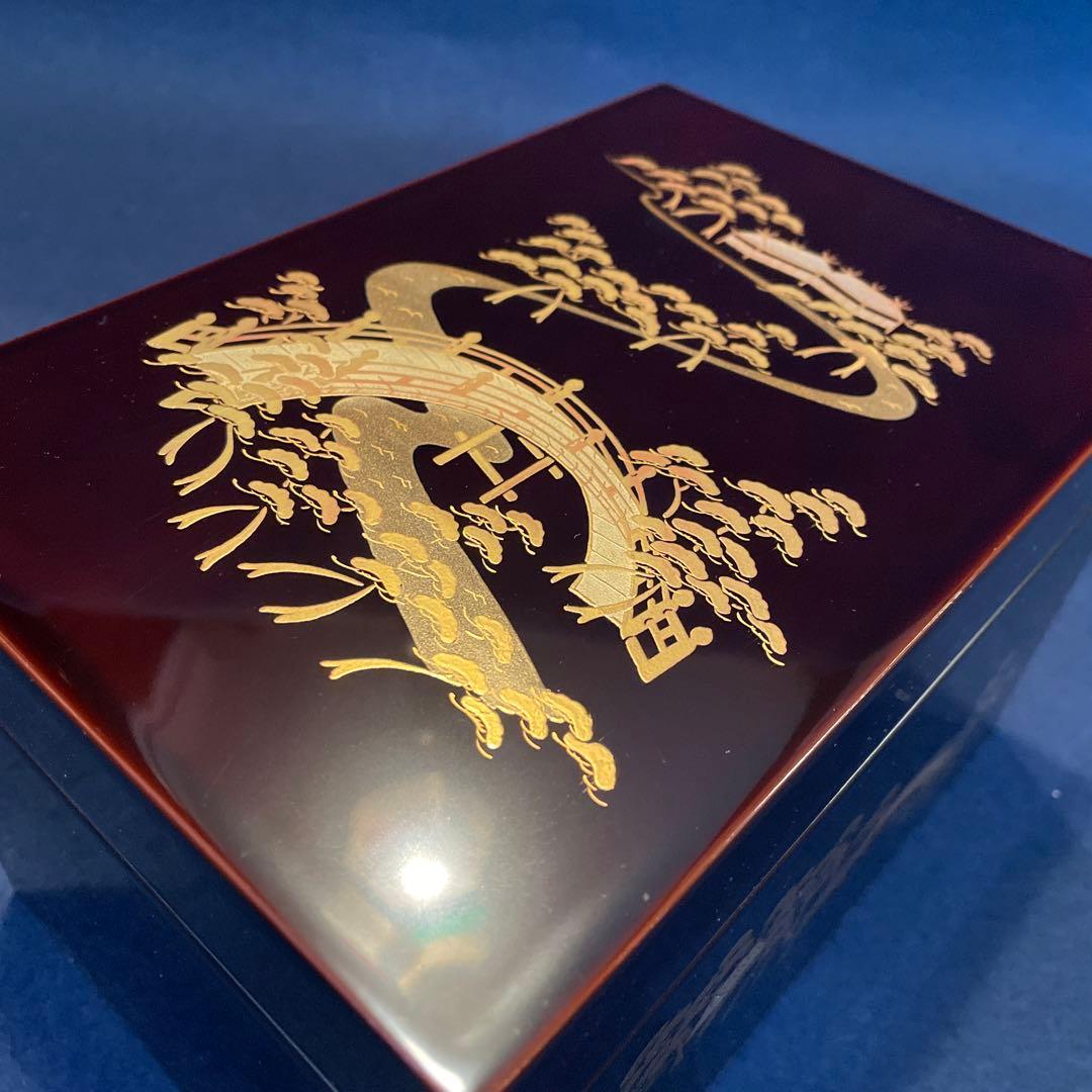 「茶箱」『溜塗の住吉蒔絵 利休茶箱』です。共箱※美品　茶道具