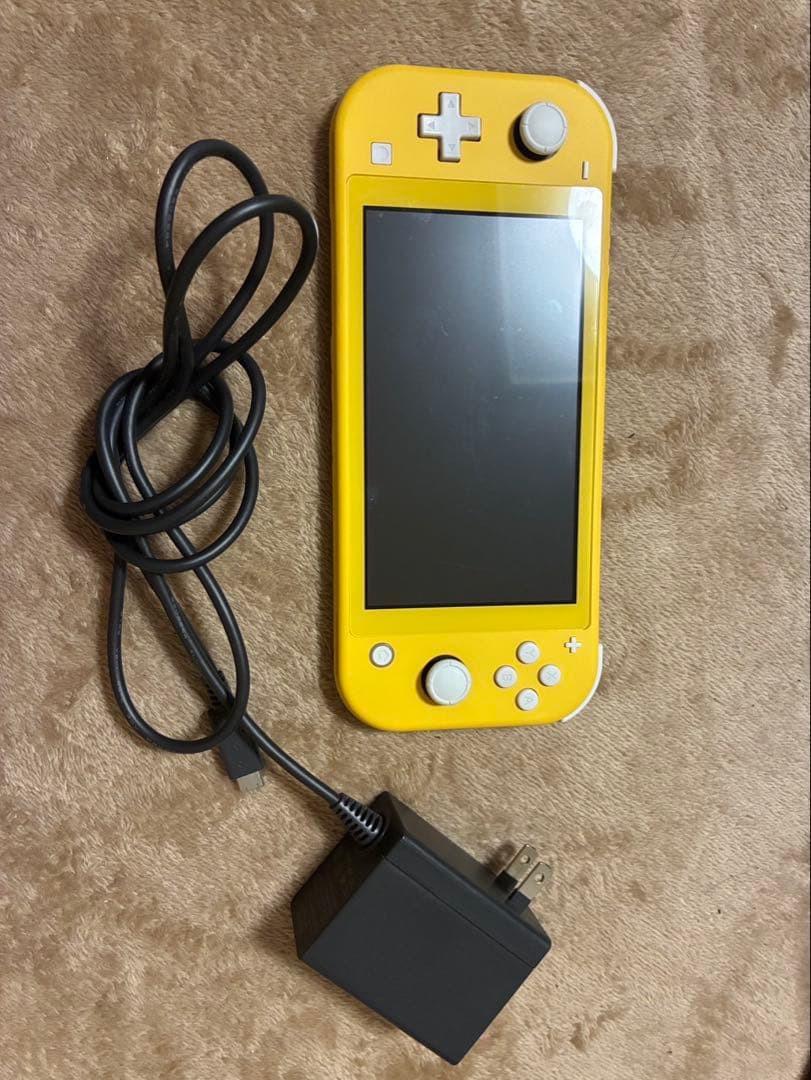 switch Lite イエロー