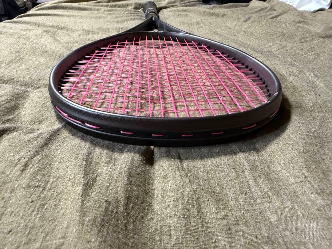 ほぼ新品 YONEX ボルトレイジ 8V UL-2