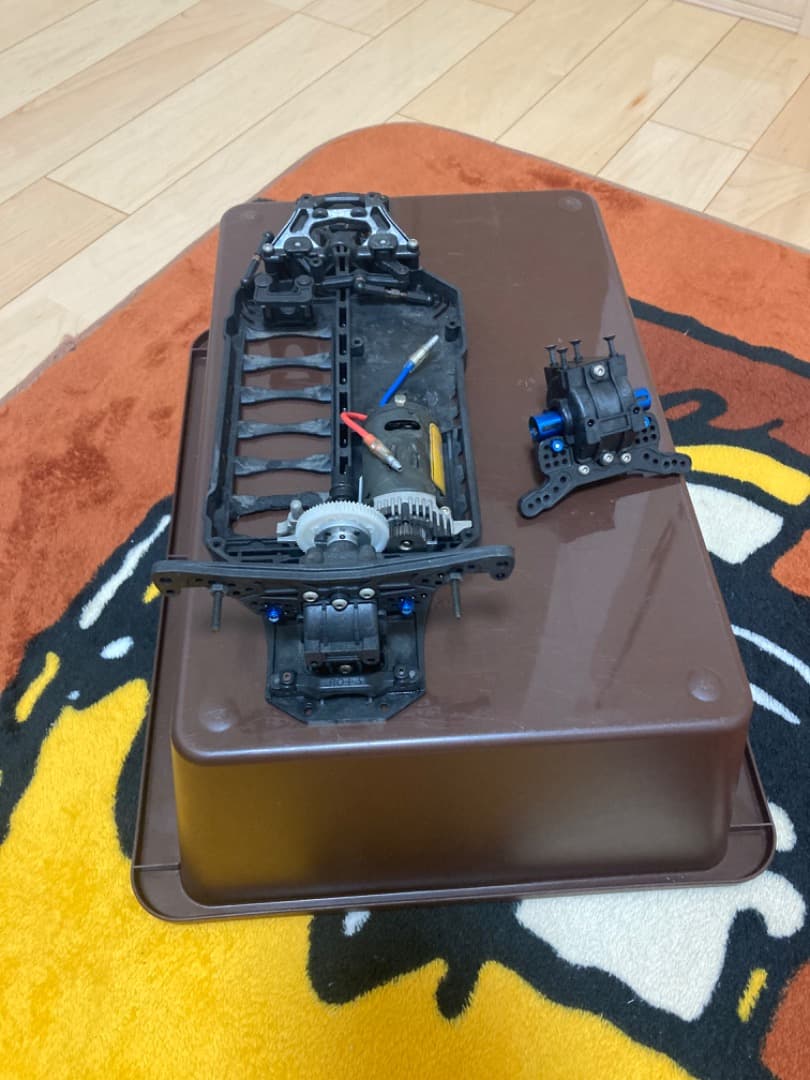 ドリラジ　シャーシ