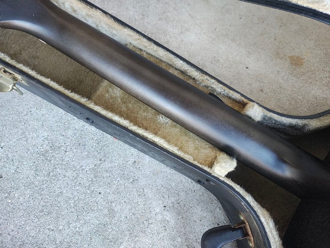 超美品 S.Yairi YF-04 BK マットブラック仕上げ／弦高2.2mm