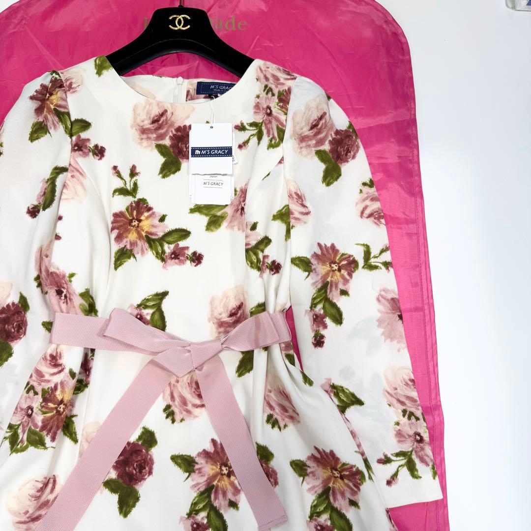 【新品タグ付き✨】エムズグレイシー　ワンピース　花柄 2024年　42