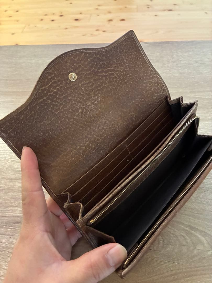 GUCCI インターロッキング　長財布