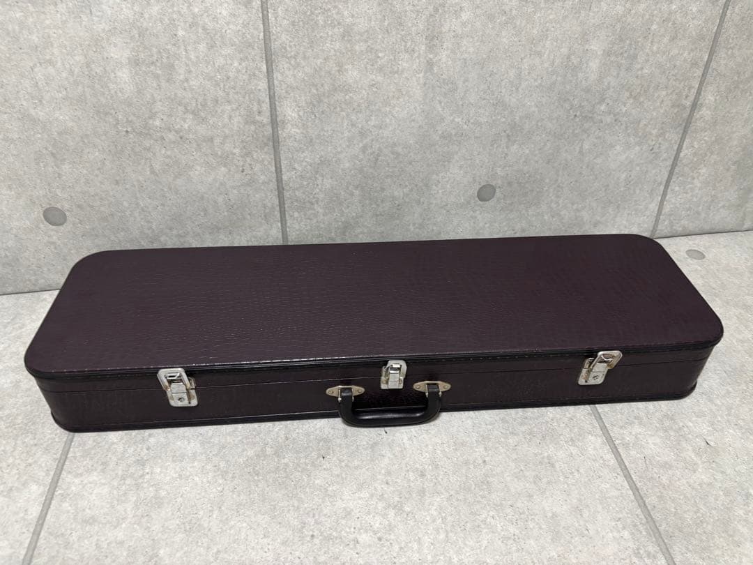 m*様 最終値下げ　希少　沖縄三線　ハードケース付き　弦楽器