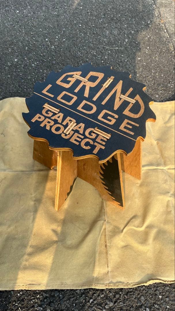 m*m様 Grindlodge グラインドロッヂ　スツール