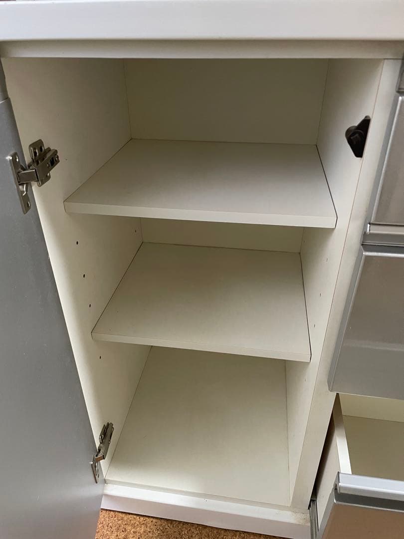 ニトリ　食器棚　キャビネット