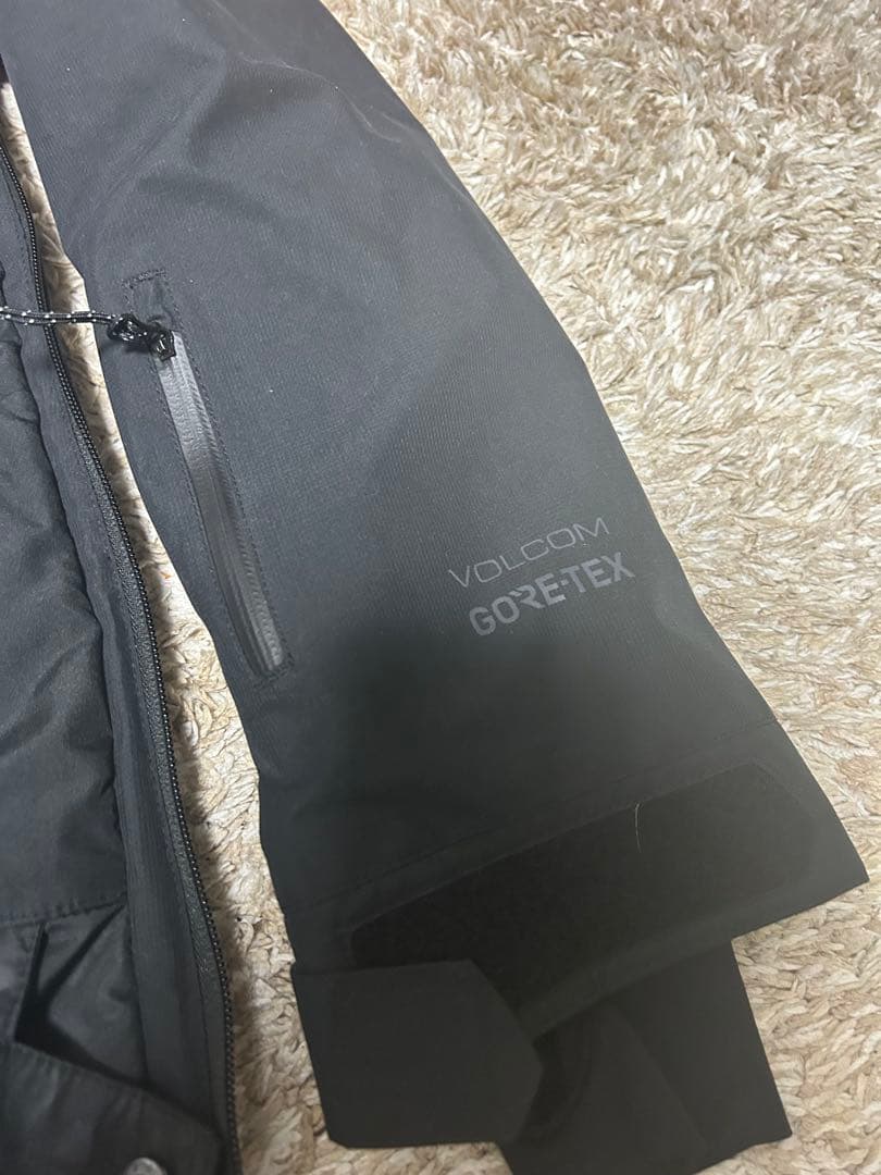 VOLCOM ボルコム　 GORE-TEX レディース　Lサイズ