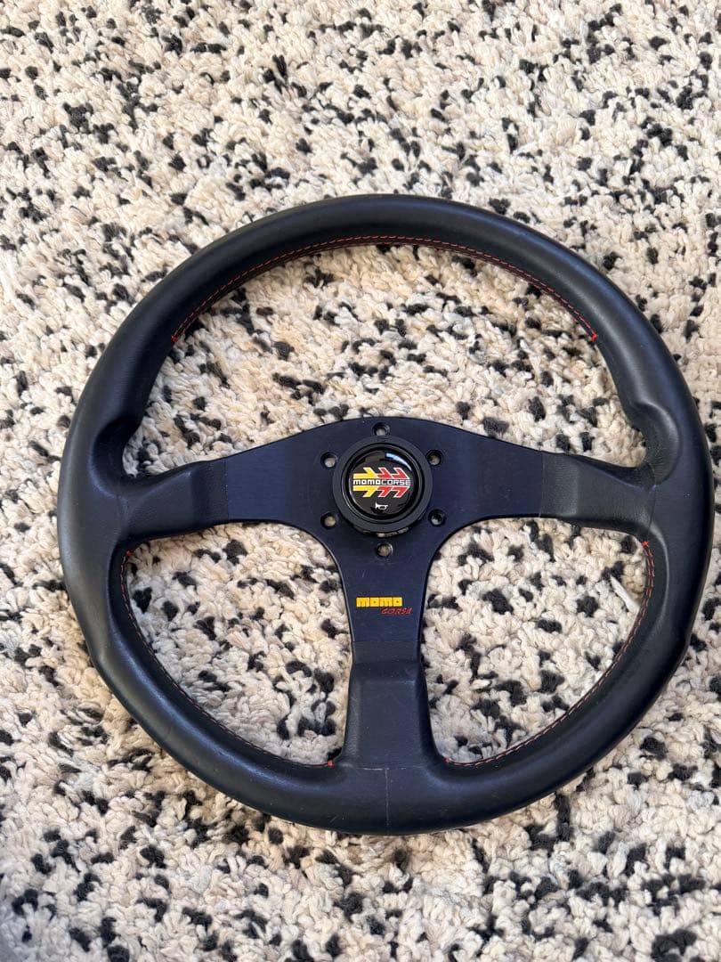 MOMO CORSE ステアリング TYP-D35