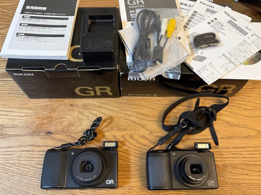 【価格交渉可】RICOH GR、RICOH GR digitalⅲのセットです！