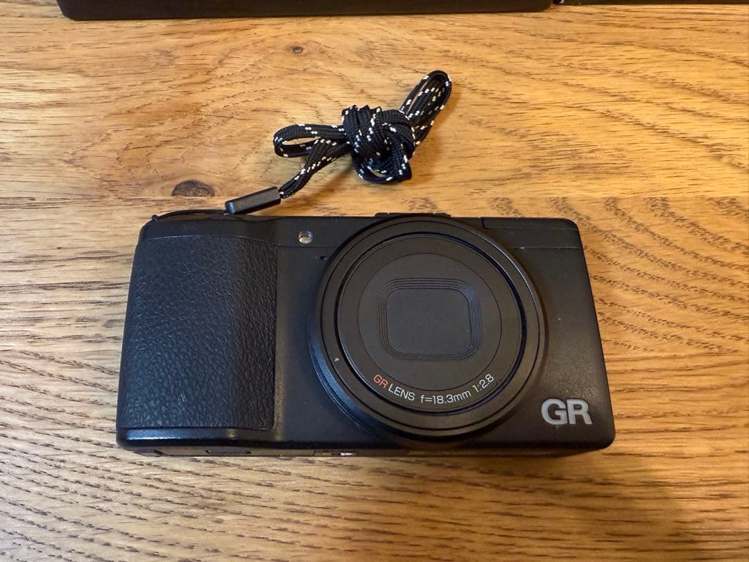 【価格交渉可】RICOH GR、RICOH GR digitalⅲのセットです！