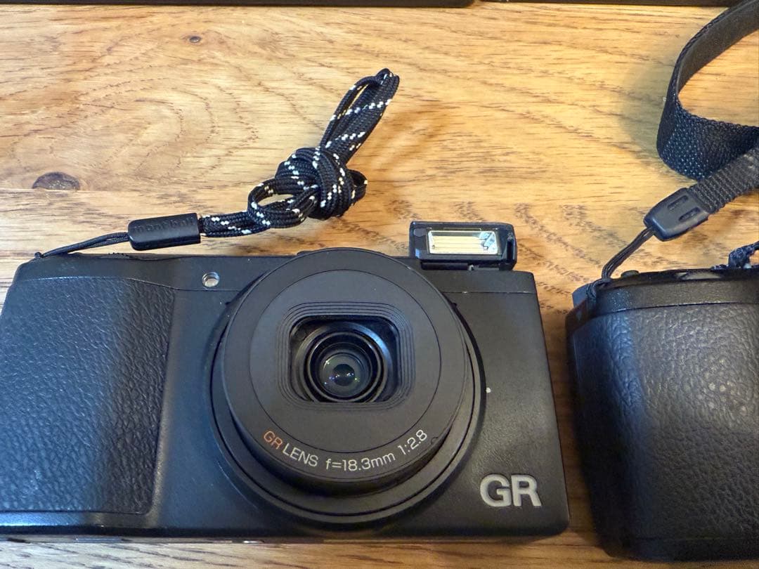 【価格交渉可】RICOH GR、RICOH GR digitalⅲのセットです！