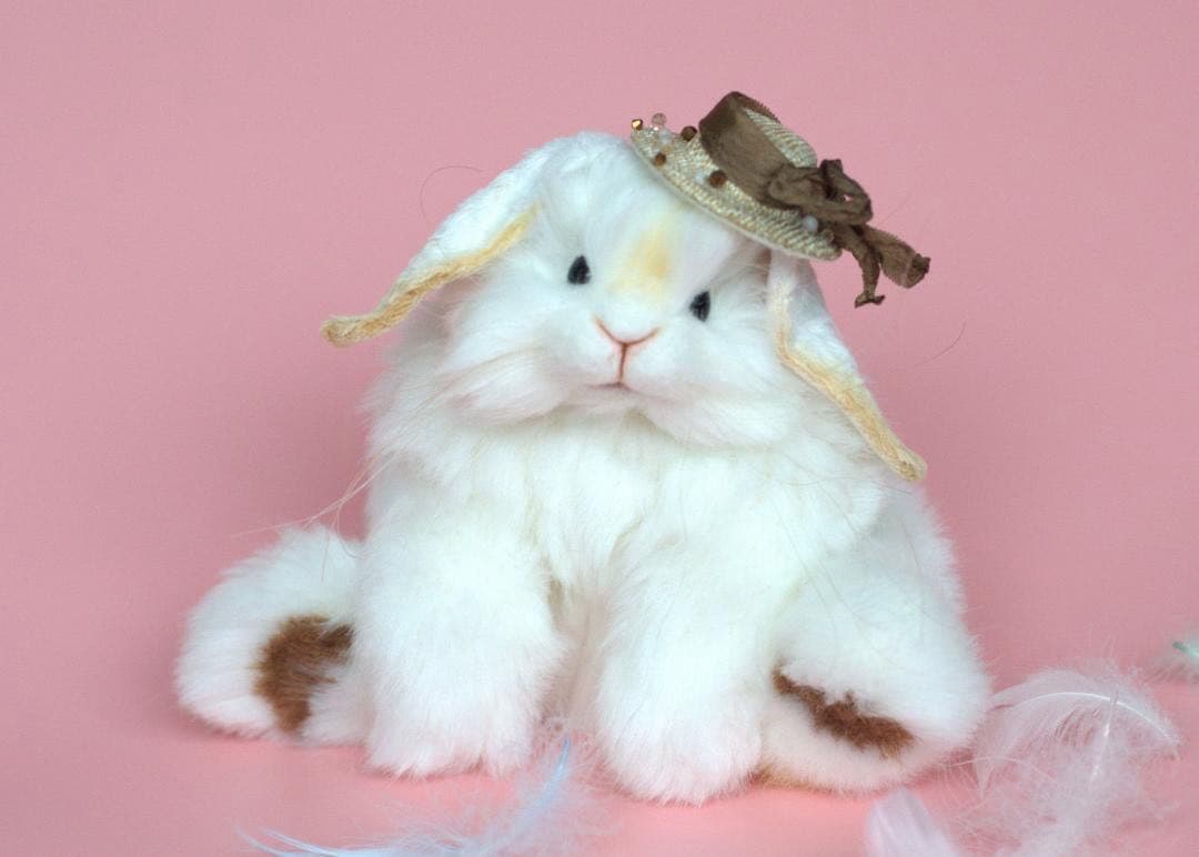 【最終価格】海外作家様作　アートドール　帽子を被ったうさぎ