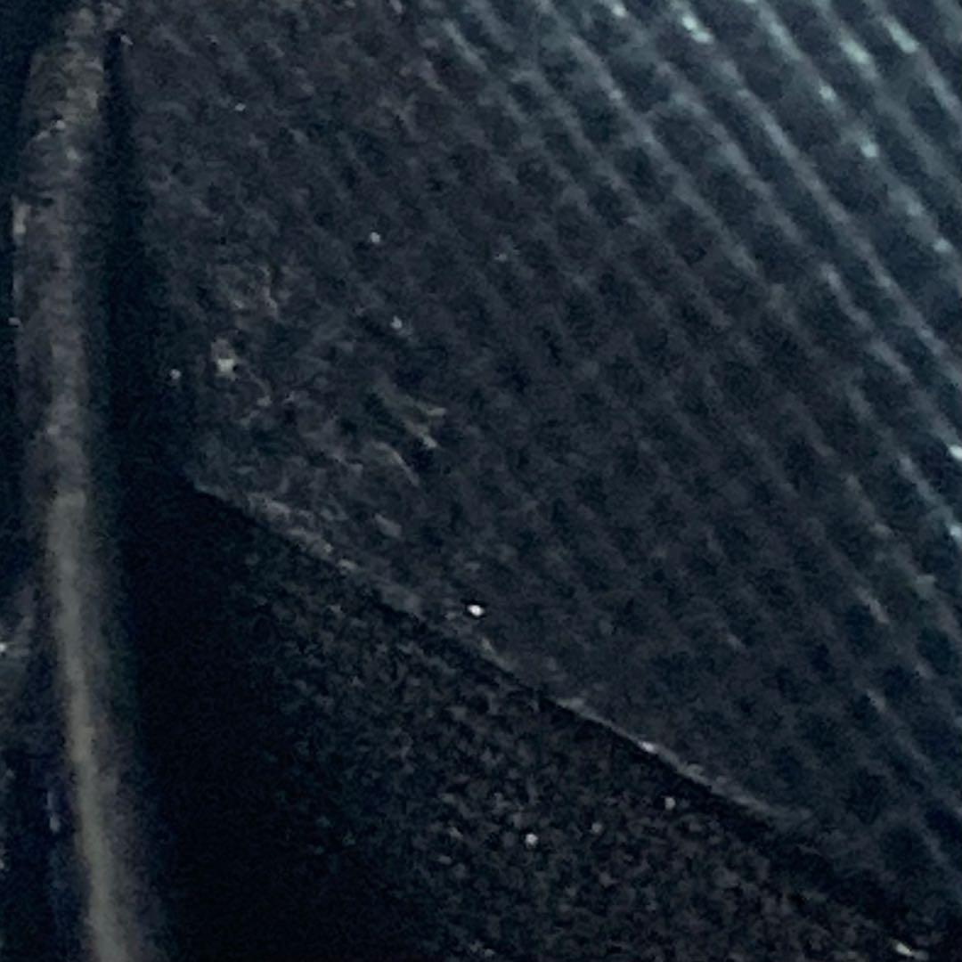 早い者勝ち　PRADA プラダ　二つ折り　ロングウォレット　プレート　黒　大人気