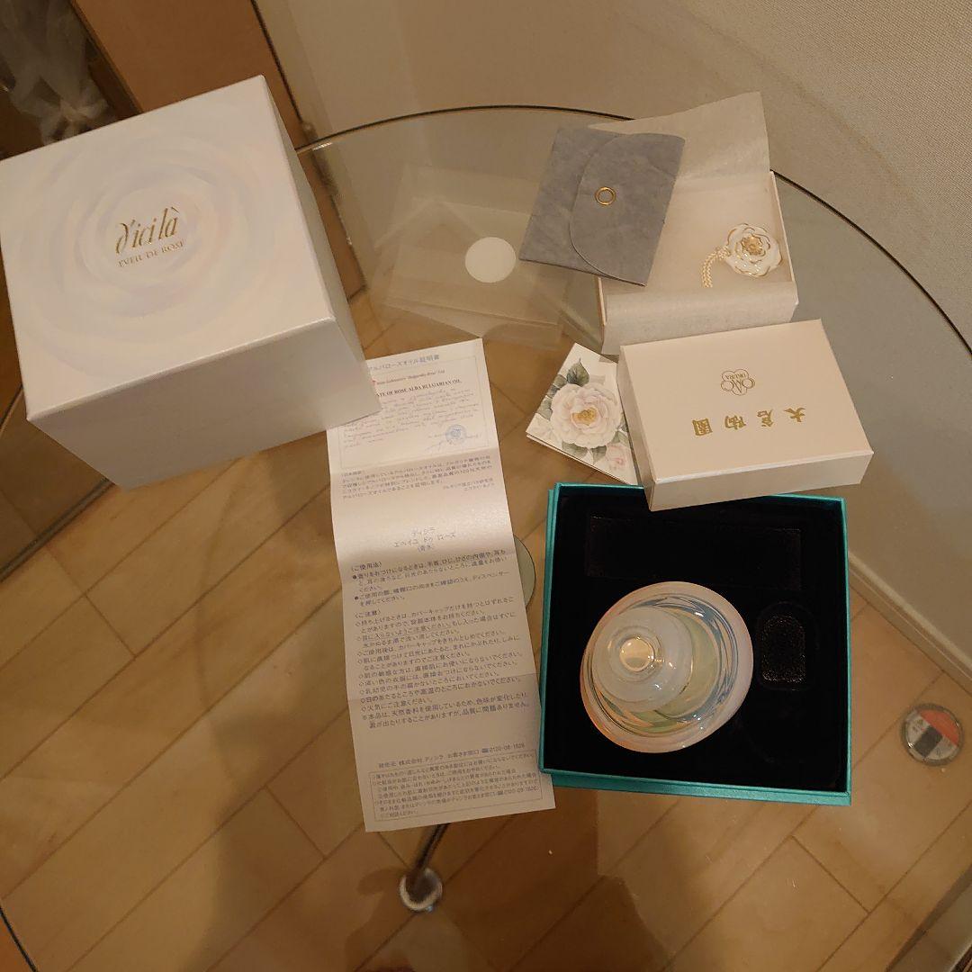 デイシラ　香水　エベイユ　ドュ　ローズ